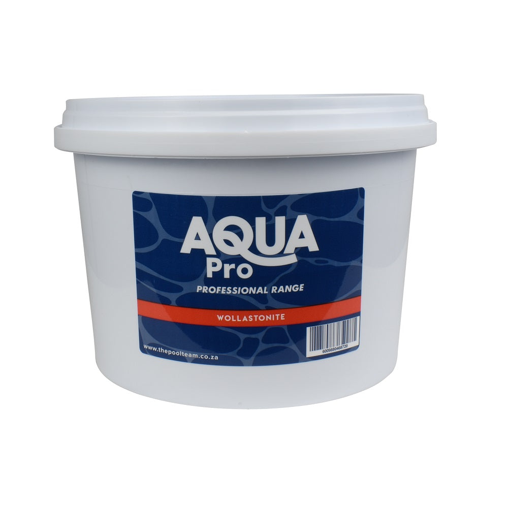 White plastic tub of Aqua Pro Professional Range Wollastonite pool treatment with blue and red label, 4kg bucket with lid
