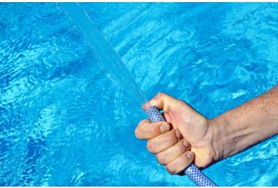 How to Treat Pool Water Correctly